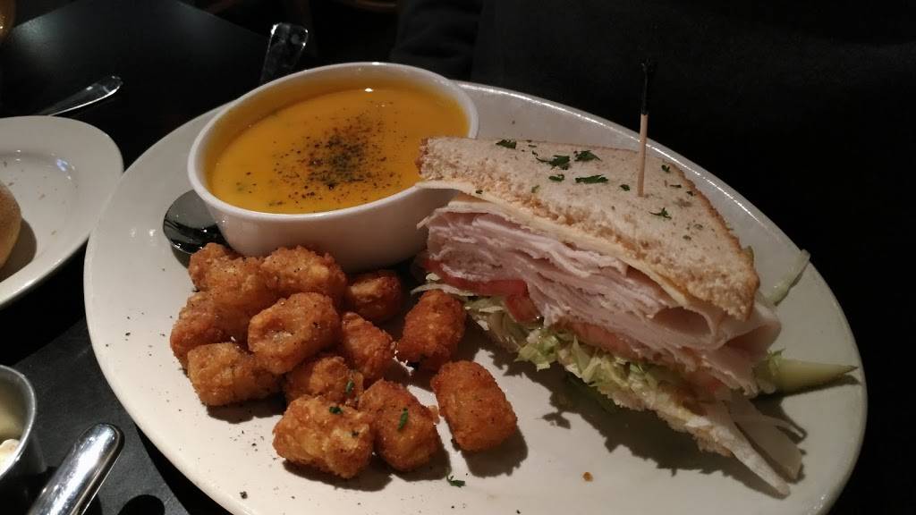 Michaels Cuisine Restaurant & Bar | restaurant | 3413 W 7th St, Fort Worth, TX 76107, USA | 8178773413 OR +1 817-877-3413