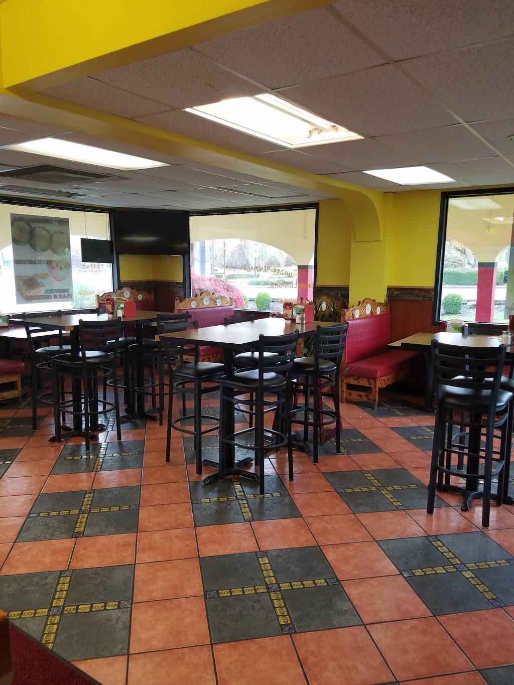 Muchas Gracias | Mexican Restaurant | restaurant | 365 E Ellendale Ave, Dallas, OR 97338, USA | 5038314748 OR +1 503-831-4748