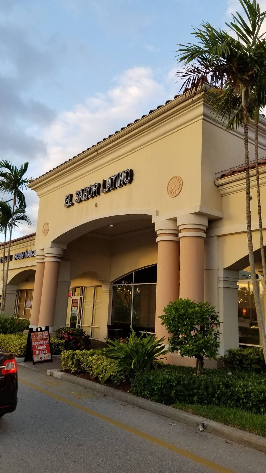 Sabor Latino Restaurant | restaurant | 4391 Northlake Blvd, Palm Beach Gardens, FL 33410, USA | 5612026948 OR +1 561-202-6948