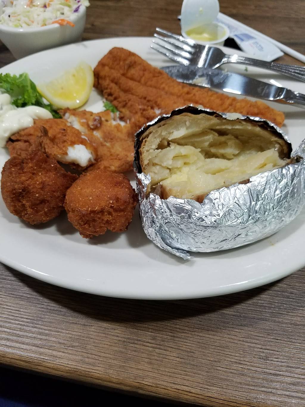 St Marys Seafood & More(St Augustine) | restaurant | 705 Hortons Trce, St. Augustine, FL 32095, USA | 9045472578 OR +1 904-547-2578