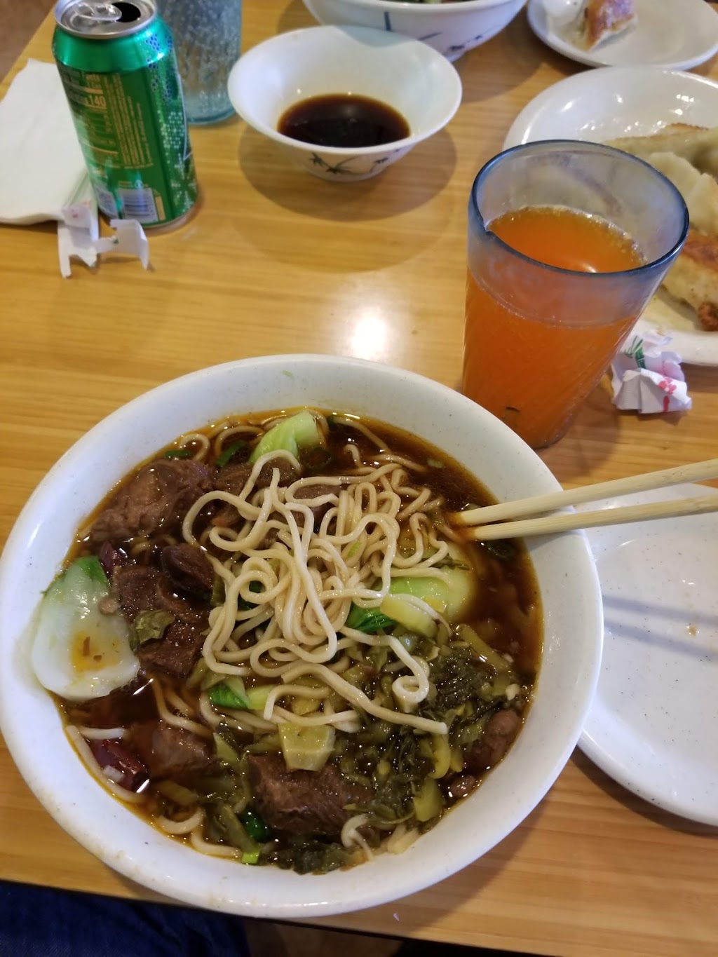 Golden Dumpling House 黄金水餃子 | restaurant | 9896 Bellaire Blvd, Houston, TX 77036, USA | 7132709996 OR +1 713-270-9996