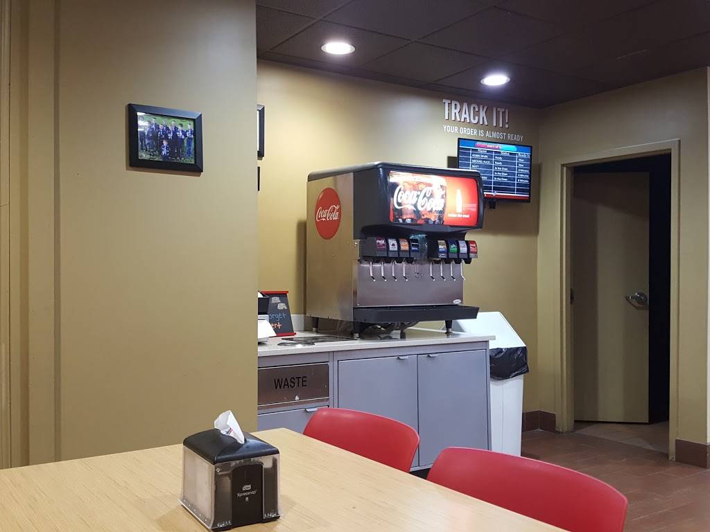 Dominos Pizza | meal delivery | 10518 Greensboro Rd, Denton, MD 21629, USA | 4104795600 OR +1 410-479-5600