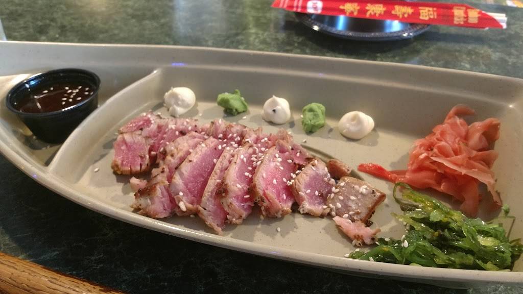 Wahoos Waterside Pub and Patio | restaurant | 17801 Gulf Blvd, Redington Shores, FL 33708, USA | 7273935525 OR +1 727-393-5525