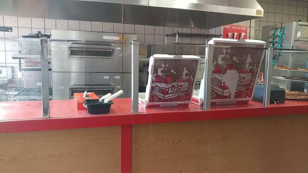 Ginos Pizza Cafe | restaurant | 7326 Frankford Ave, Philadelphia, PA 19136, USA | 2153383360 OR +1 215-338-3360