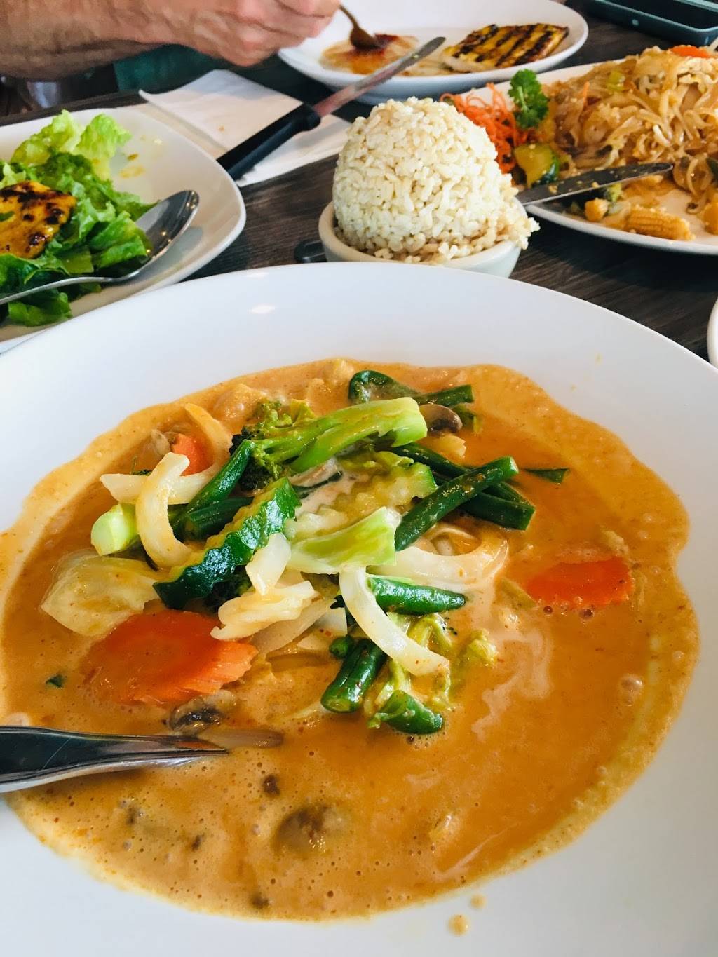 Thai Recipe Bistro | restaurant | 2234 N 7th St Suite 105, Phoenix, AZ 85006, USA | 6022625454 OR +1 602-262-5454