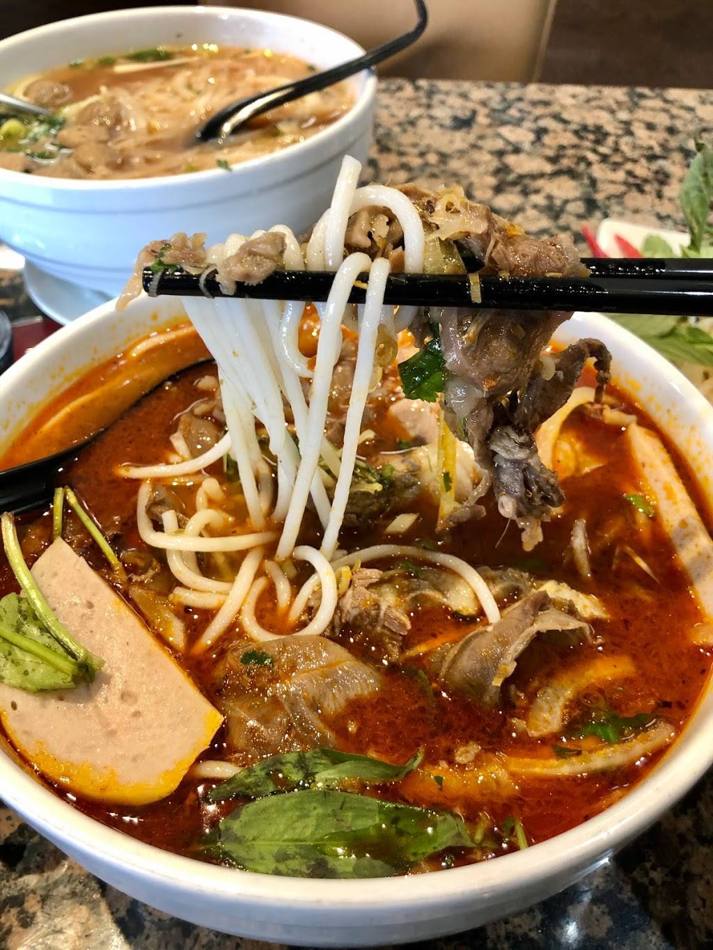 Bs Kitchen Fine Vietnamese Cuisine | restaurant | 3550 Rutherford Rd Unit 88 & 89, Vaughan, ON L4H 2T8, Canada | 9055538668 OR +1 905-553-8668