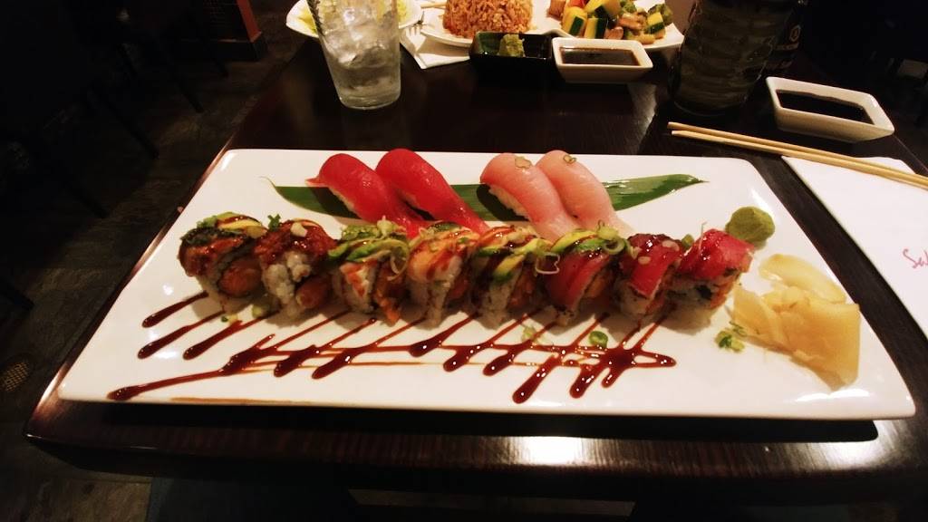 Sakura Sushi | restaurant | 300 Gordons Corner Rd, Manalapan Township, NJ 07726, USA | 7325368885 OR +1 732-536-8885