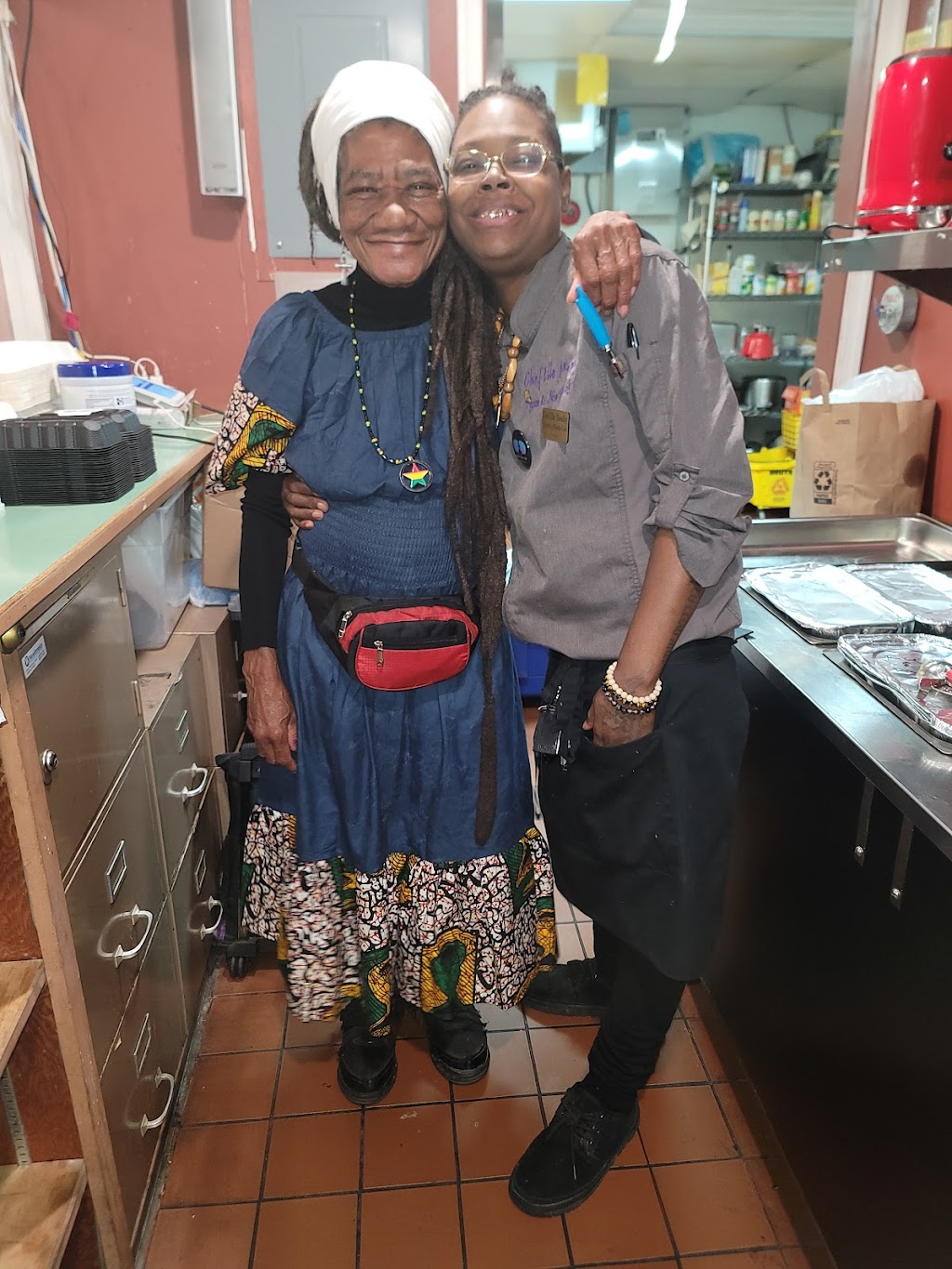 Cre8tiveMindz cafe | restaurant | 4603 York Rd, Baltimore, MD 21212, USA | 4433547850 OR +1 443-354-7850