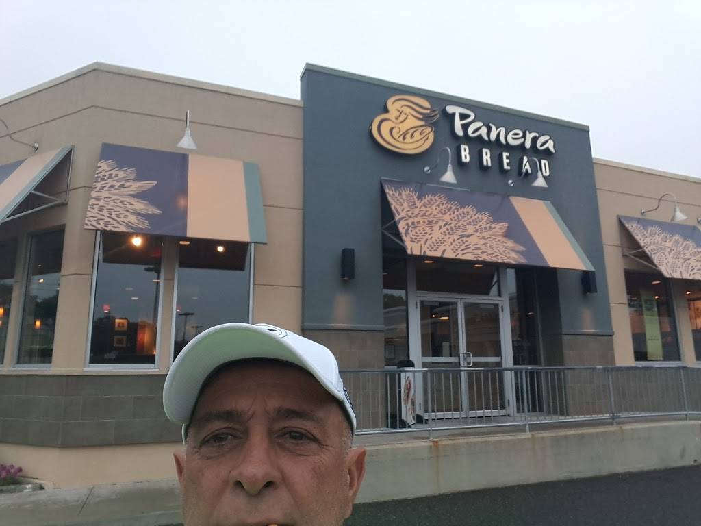 Panera Bread | cafe | 407 Jericho Turnpike, Syosset, NY 11791, USA | 5166775380 OR +1 516-677-5380