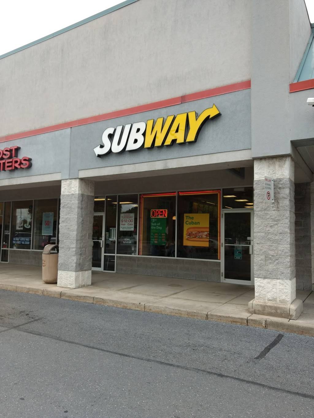 Subway | restaurant | 325 W Freedom Ave, Burnham, PA 17009, USA | 7172480404 OR +1 717-248-0404