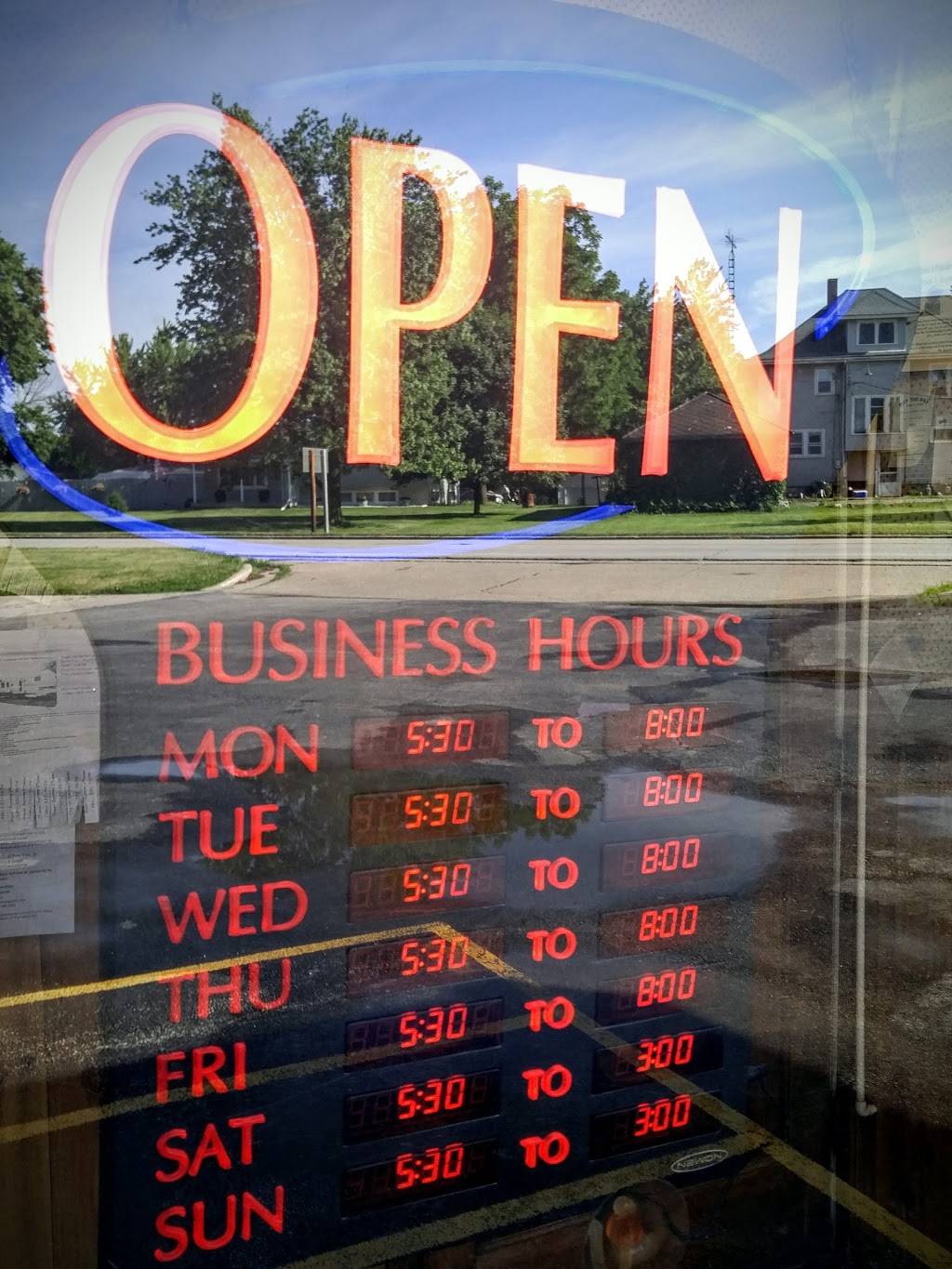 Newarks Country Kitchen | restaurant | 307 IL-71, Newark, IL 60541, USA | 8156959599 OR +1 815-695-9599