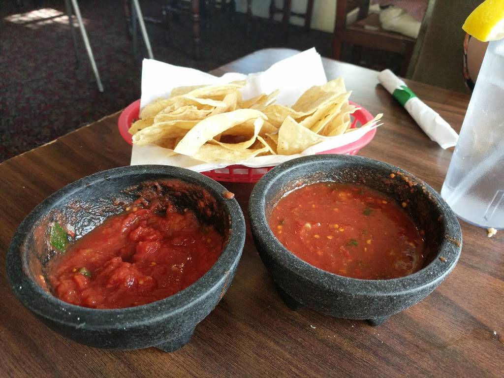 El Molinito | restaurant | 2323 N Pantano Rd, Tucson, AZ 85715, USA | 5208850055 OR +1 520-885-0055