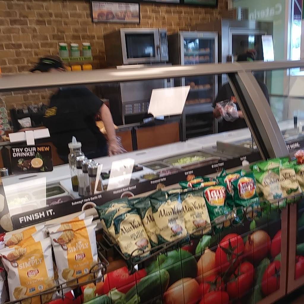 Subway | meal takeaway | 12046 SW 88th St, Miami, FL 33186, USA | 3056309383 OR +1 305-630-9383