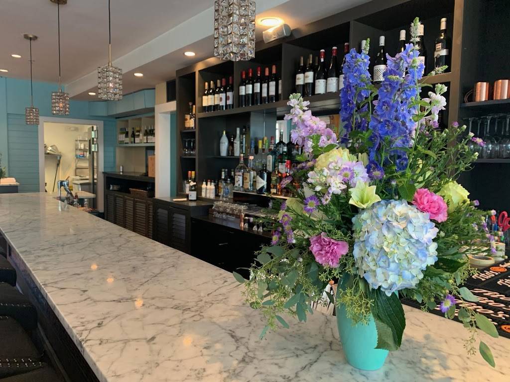 Utopia | restaurant | 96 Hammond St, Bangor, ME 04401, USA | 2075731136 OR +1 207-573-1136