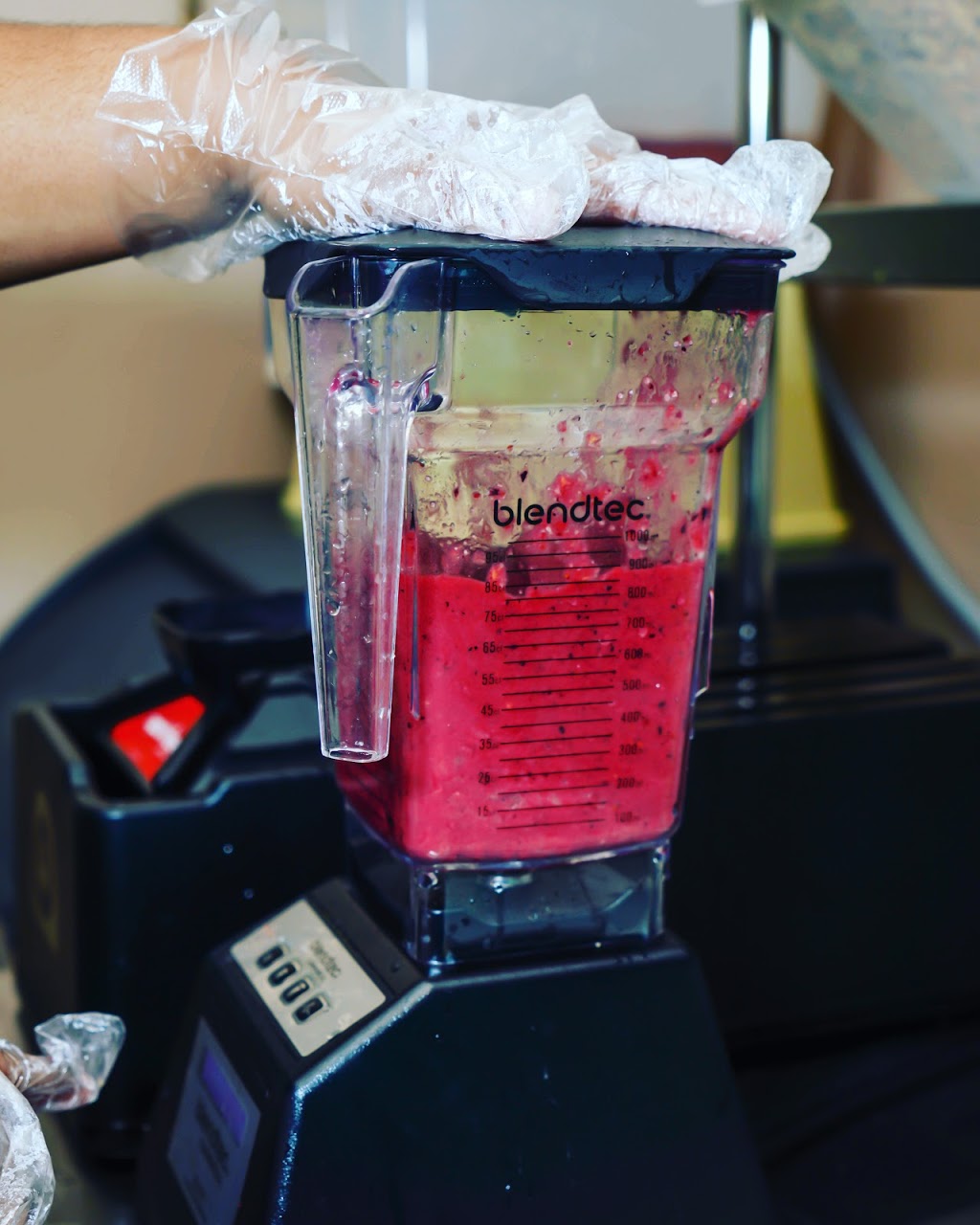 Smoothie Me Please | restaurant | 2635 Broadway Ave, Riviera Beach, FL 33404, USA | 5614298002 OR +1 561-429-8002