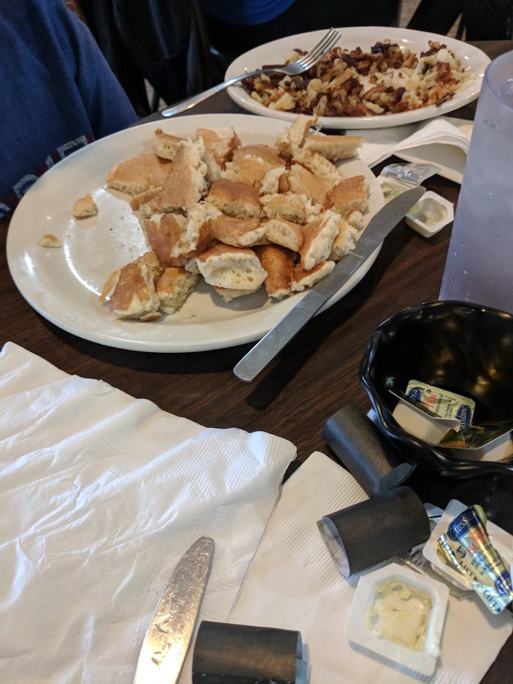 Koffee Kup Restaurant | restaurant | 30 E Main St, Lake Zurich, IL 60047, USA | 8474388110 OR +1 847-438-8110