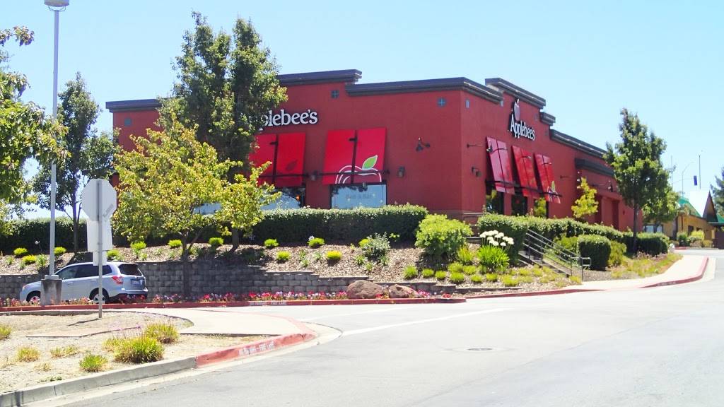 Applebees Grill + Bar | restaurant | 1369 Fitzgerald Dr, Pinole, CA 94564, USA | 5102430400 OR +1 510-243-0400
