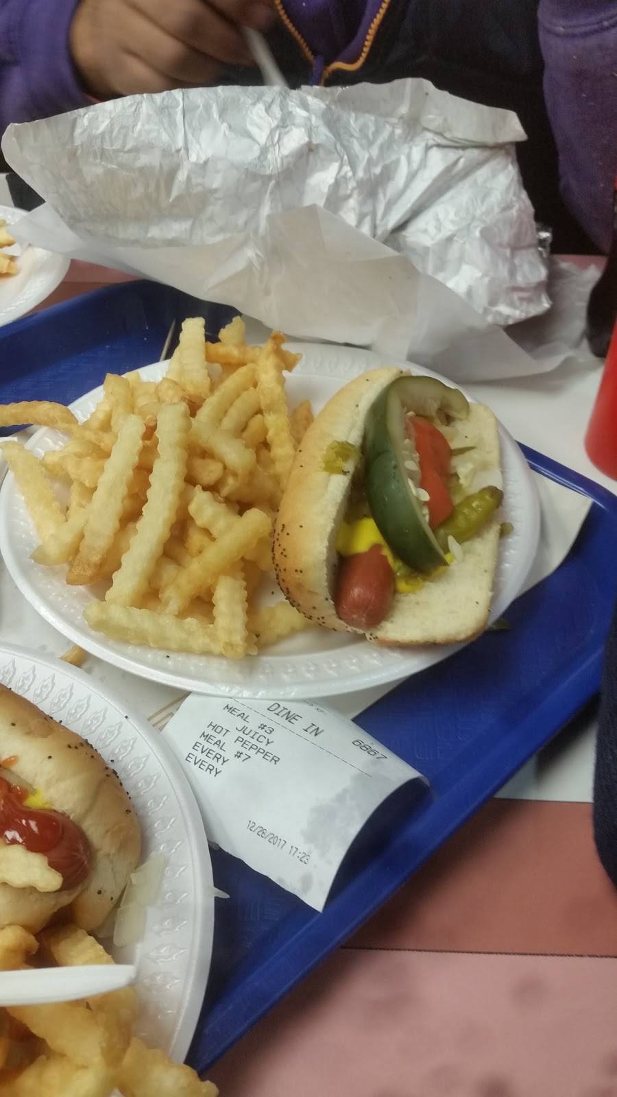 Lucky Dog | restaurant | 6043 Roosevelt Rd, Cicero, IL 60804, USA | 7088634349 OR +1 708-863-4349