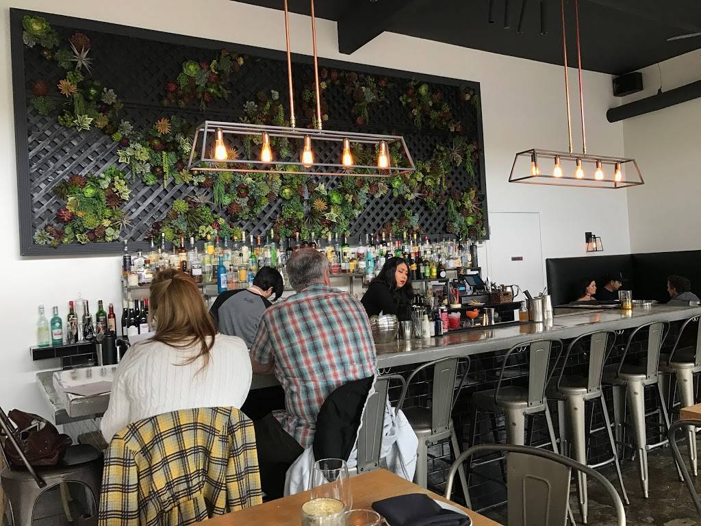 Mix Mix Kitchen Bar | restaurant | 300 N Main St, Santa Ana, CA 92701, USA | 7148365158 OR +1 714-836-5158