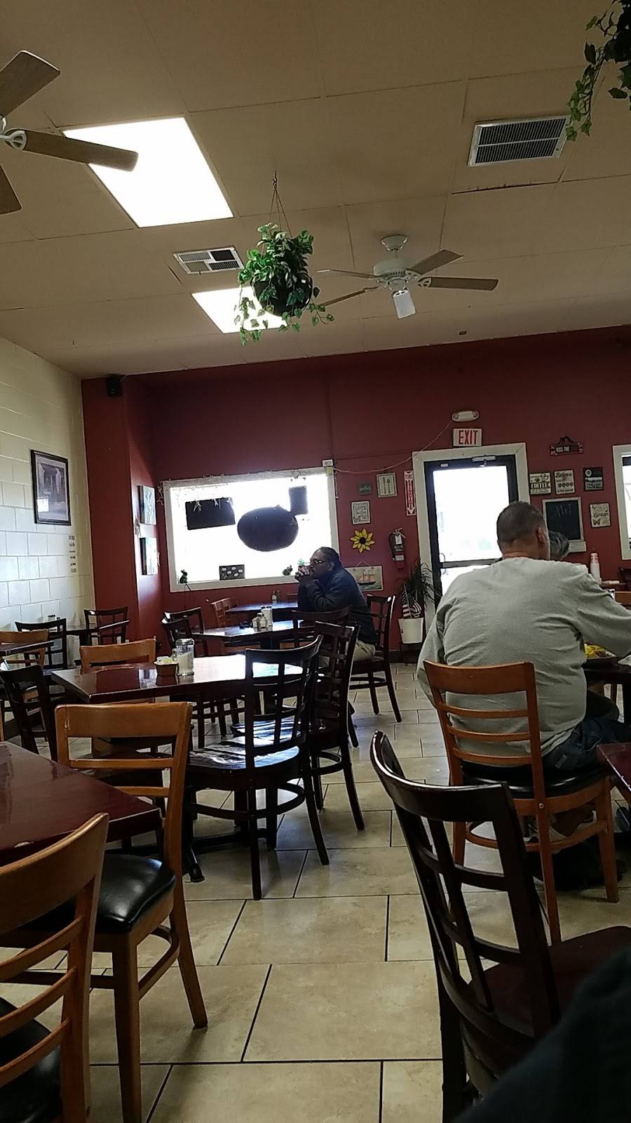 Irenes Burger Cafe | cafe | 2067 E Palmdale Blvd, Palmdale, CA 93550, USA | 6612672577 OR +1 661-267-2577