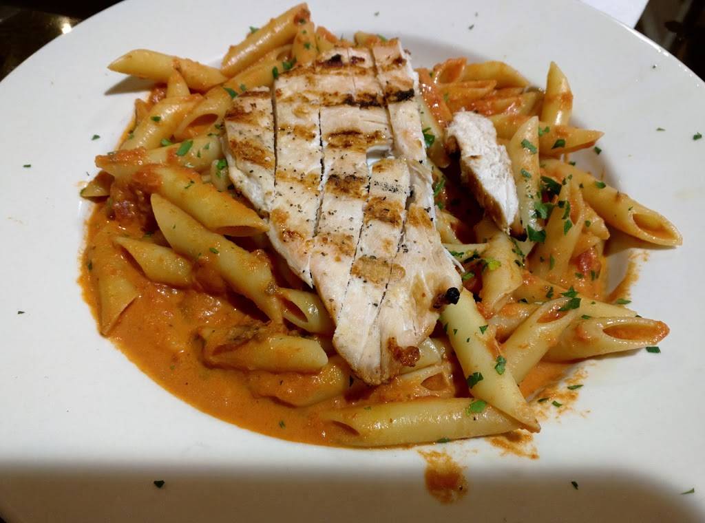 Forno Bello Wood Fired Pizza & Italian Cuisine | cafe | 138 S Woodland Blvd, DeLand, FL 32720, USA | 3862790078 OR +1 386-279-0078