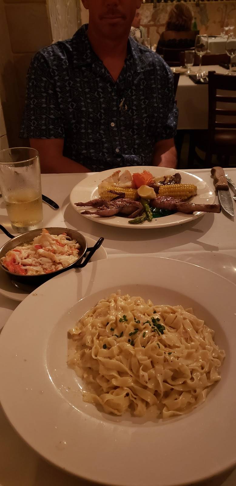 Dwights Mediterranean Style | restaurant | 1527 Penman Rd, Jacksonville Beach, FL 32250, USA | 9042414496 OR +1 904-241-4496