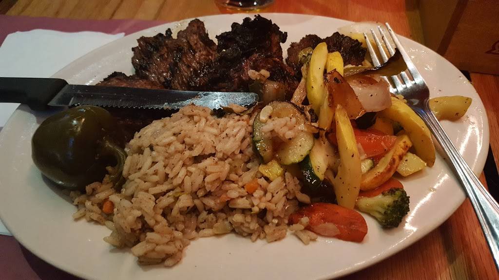 Tonys Pub & Grill | restaurant | 196 Franklin St, Lynn, MA 01904, USA | 7815995522 OR +1 781-599-5522