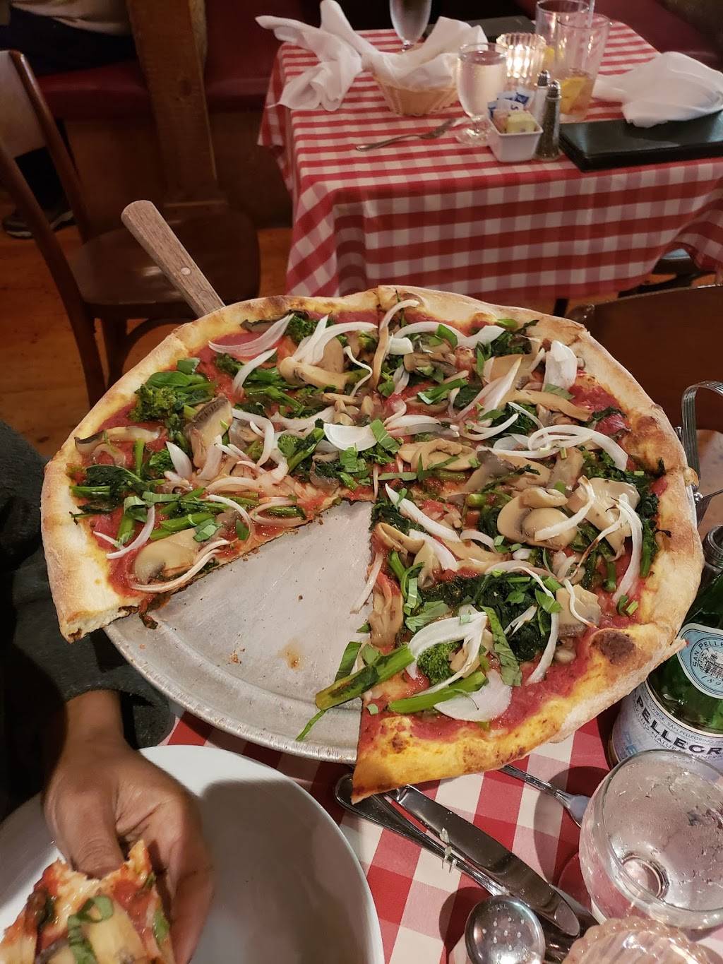 Basta Pasta | cafe | 4052 W Skippack Pike, Skippack, PA 19474, USA | 6105840341 OR +1 610-584-0341