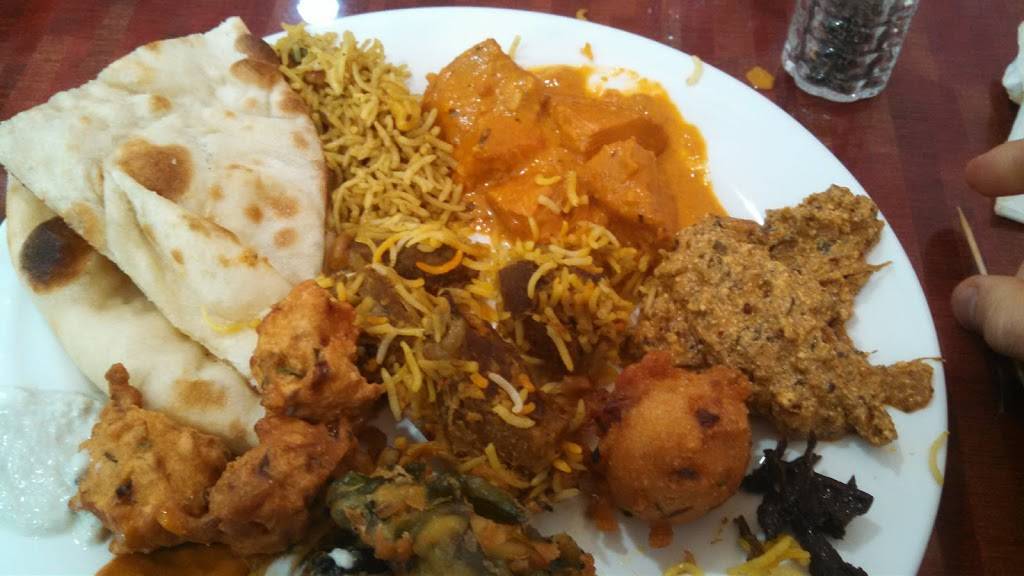 Mayuri Indian Cuisine | restaurant | 5 Nagog Park, Acton, MA 01720, USA | 9782742323 OR +1 978-274-2323