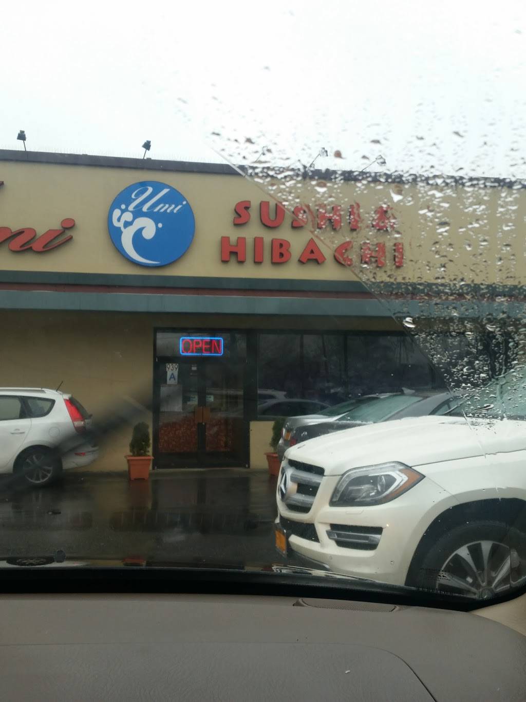Umi Sushi & Hibachi | restaurant | 939 Richmond Ave, Staten Island, NY 10314, USA | 7186988700 OR +1 718-698-8700