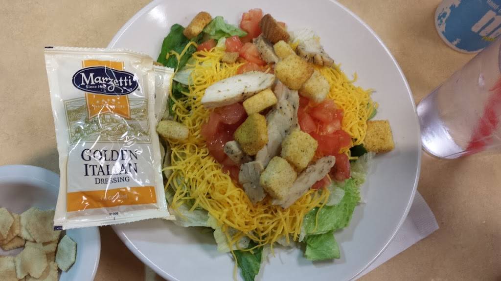 Gold Star Chili | restaurant | 1201 W Eads Pkwy, Lawrenceburg, IN 47025, USA | 8125379264 OR +1 812-537-9264