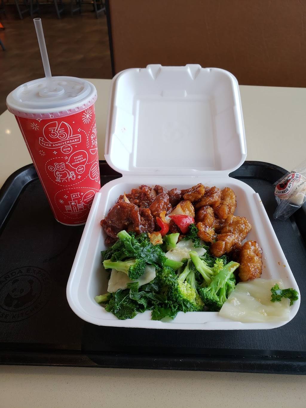 Panda Express | restaurant | 13701 Middlebelt Rd, Livonia, MI 48150, USA | 7345130978 OR +1 734-513-0978