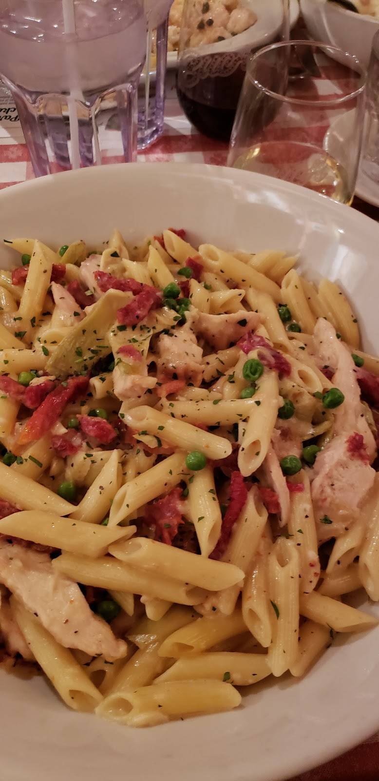 Buca di Beppo Italian Restaurant | restaurant | 1730 S Val Vista Dr, Mesa, AZ 85204, USA | 4805079463 OR +1 480-507-9463