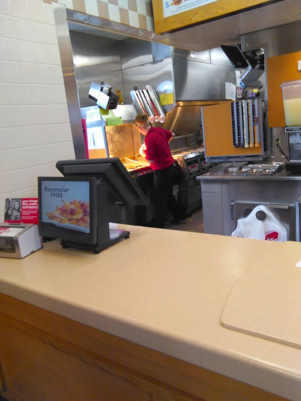 Wendys | restaurant | 2010 E County Rd 350 S, Lafayette, IN 47909, USA | 7654747935 OR +1 765-474-7935