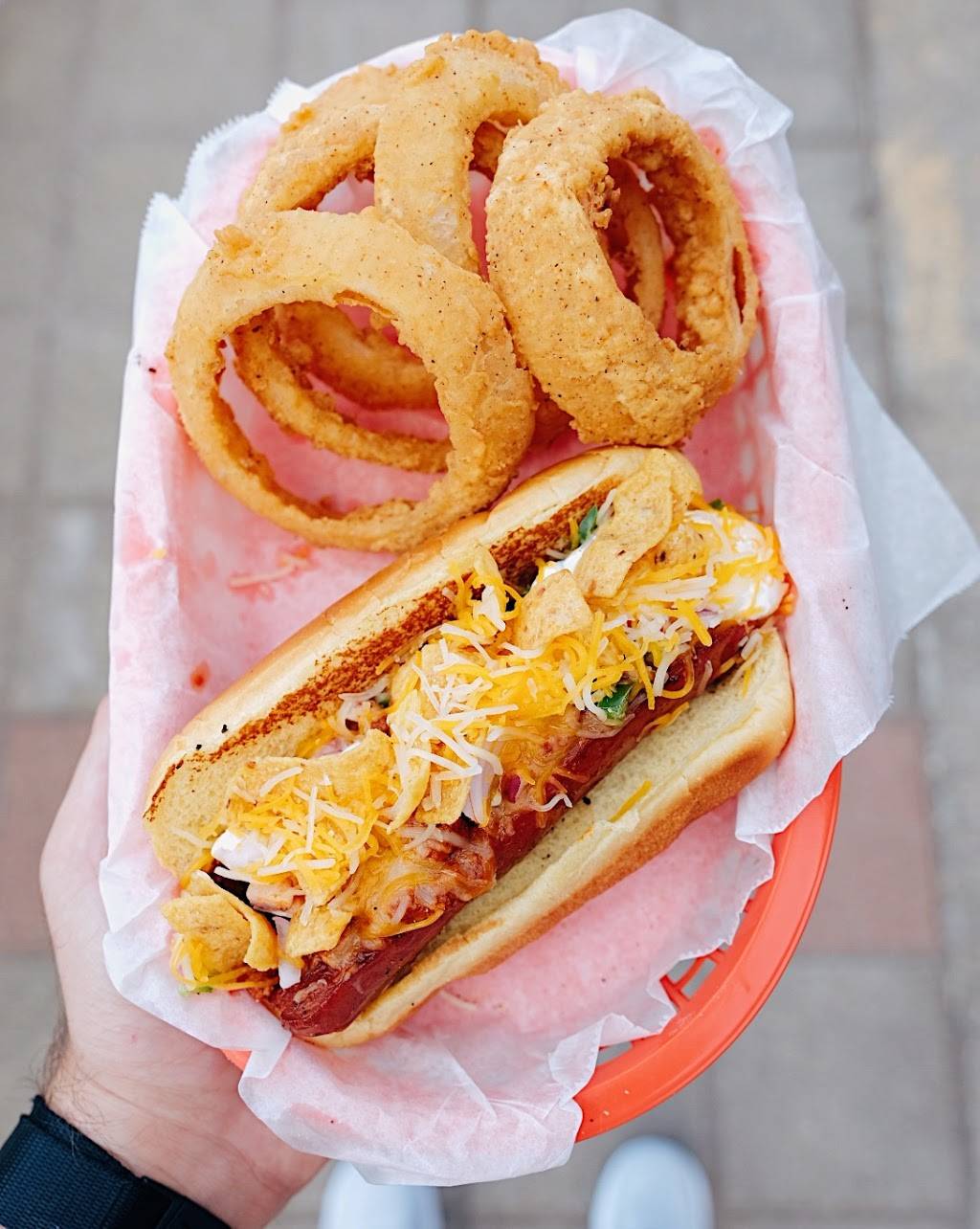 Village Burger | restaurant | 101 W Courthouse Square, Cumming, GA 30040, USA | 4702394502 OR +1 470-239-4502