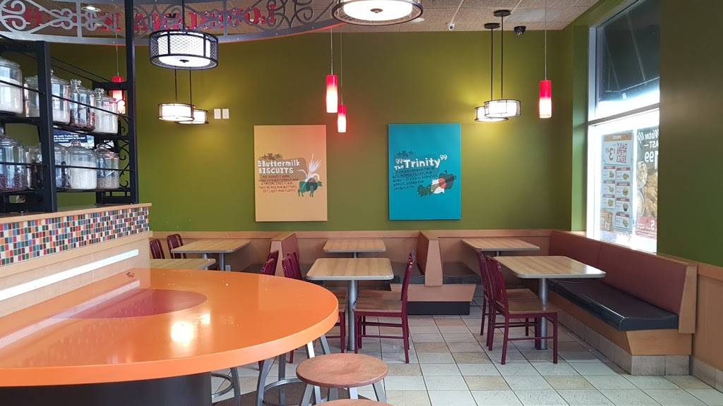 Popeyes | restaurant | 11 Woodlawn Rd W, Guelph, ON N1H 1G8, Canada | 5198279090 OR +1 519-827-9090