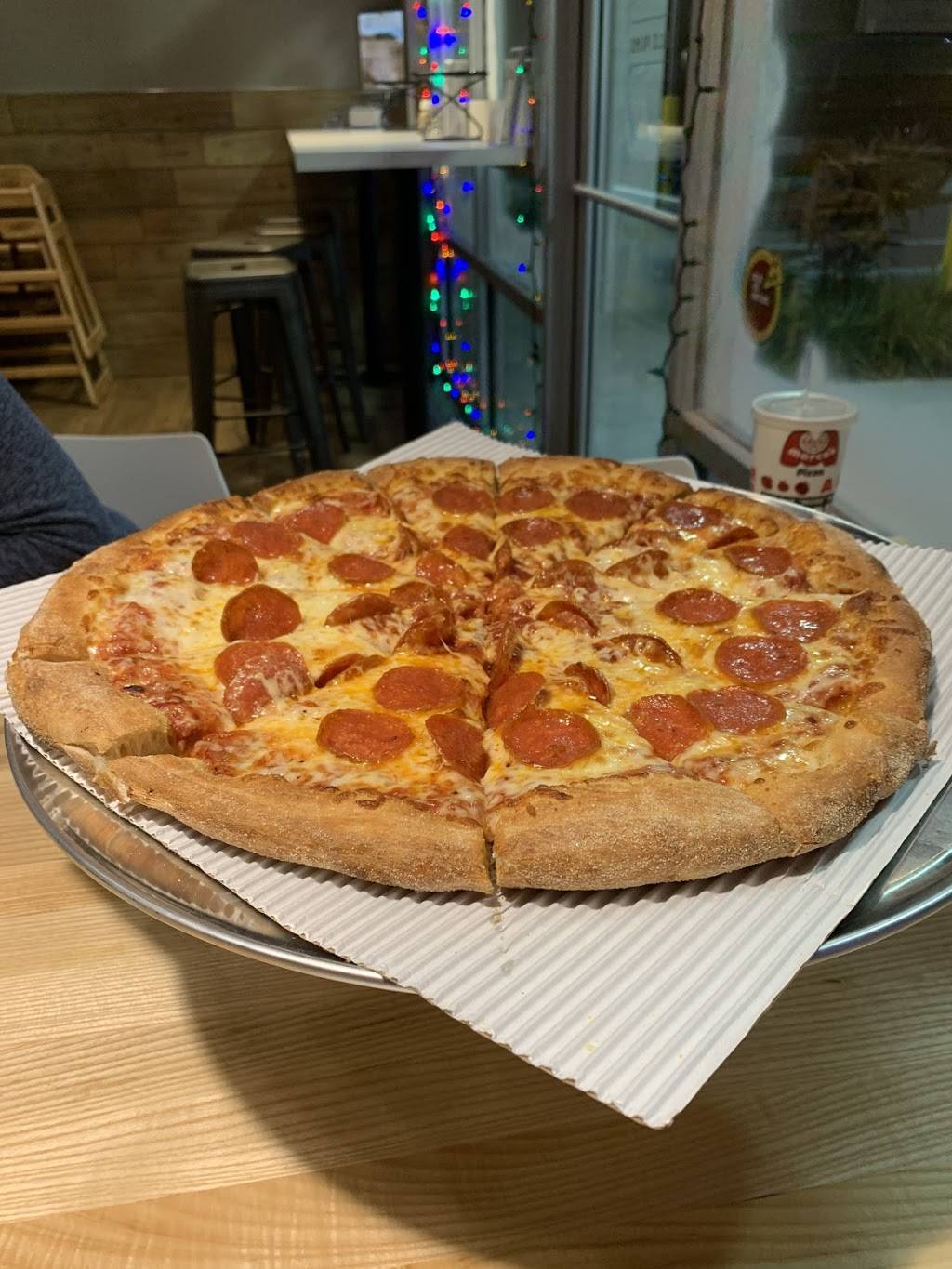 Marcos Pizza | meal delivery | 1573 Saxon Blvd Suite 102, Deltona, FL 32725, USA | 3868787555 OR +1 386-878-7555