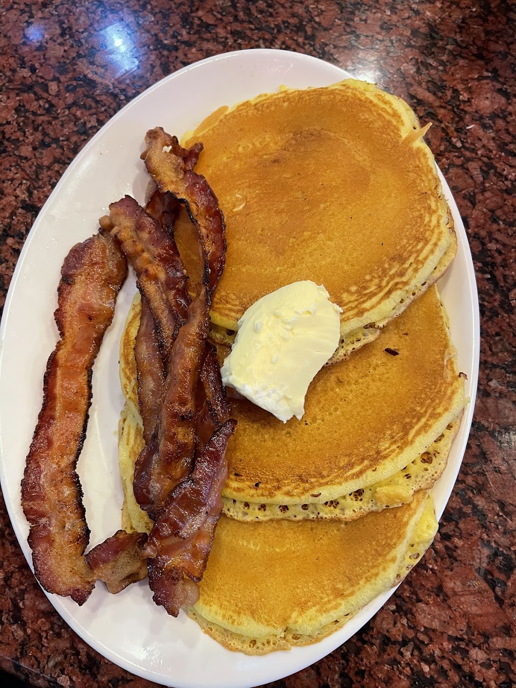 National Burger House | restaurant | 470 E Tremont Ave, Bronx, NY 10457, USA | 3472977501 OR +1 347-297-7501