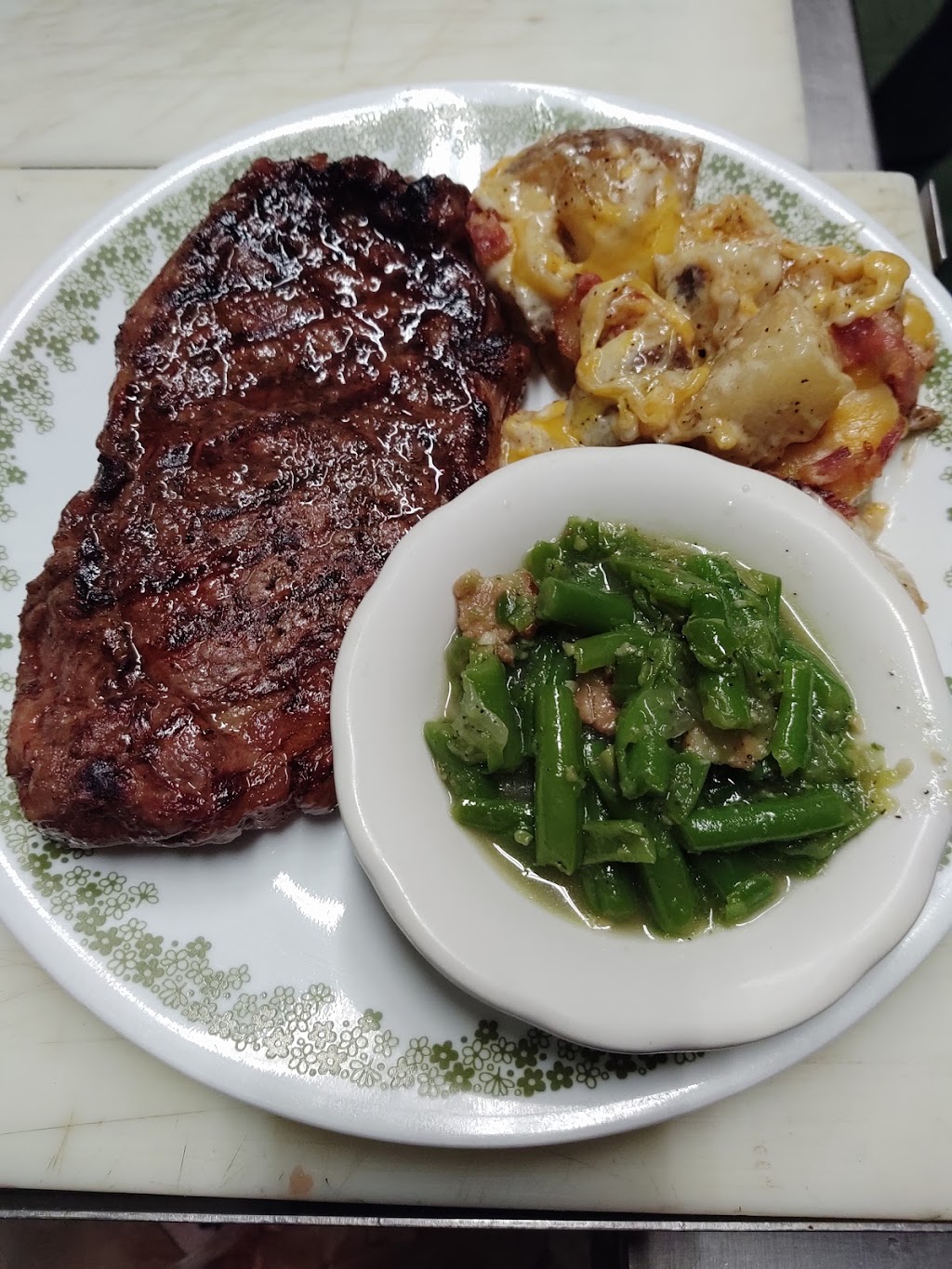 Mulligans Pub and Grill | restaurant | 1046 O Rd, Kinsley, KS 67547, USA | 6206593665 OR +1 620-659-3665