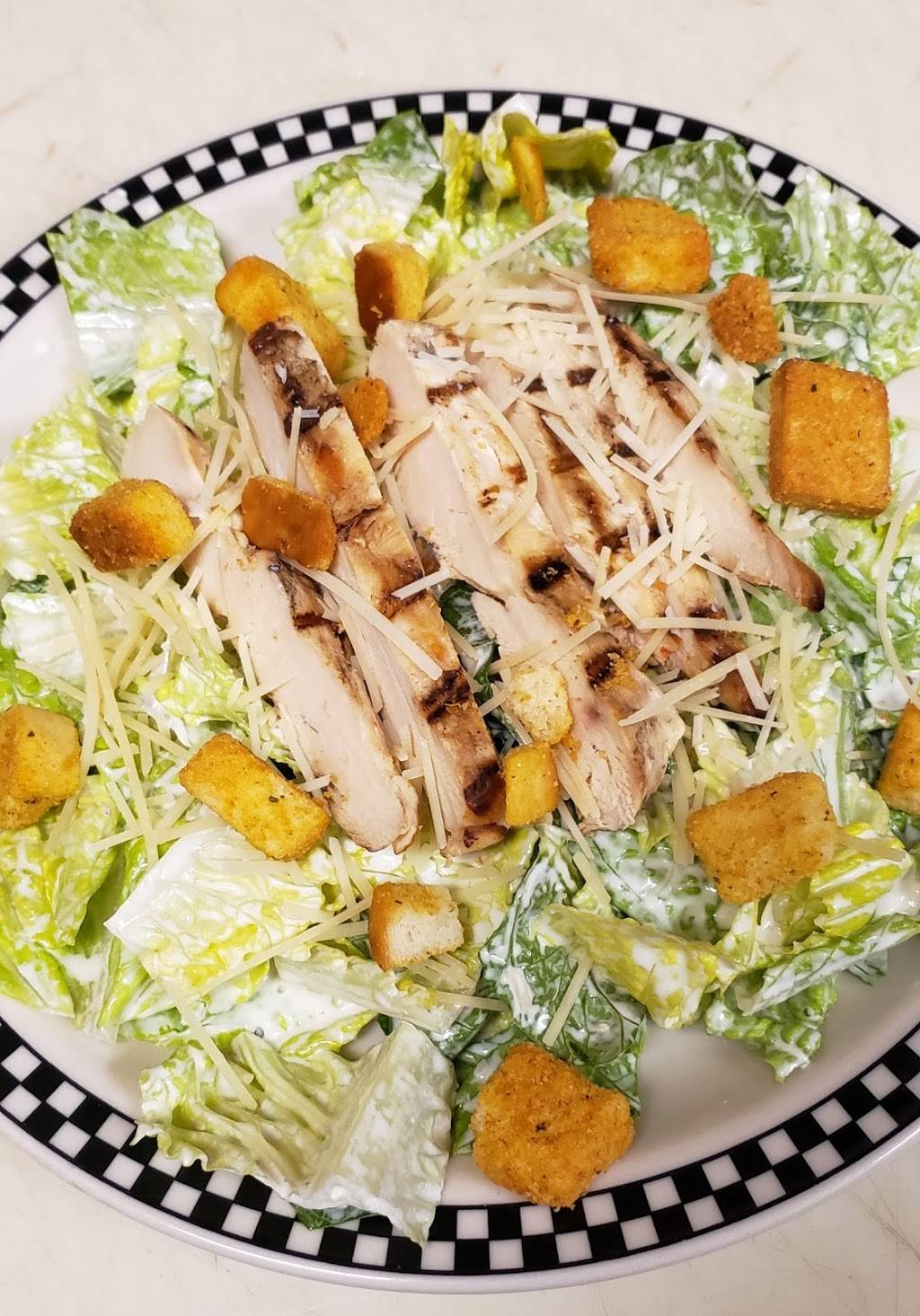 Johnny Fingers Bar and Grill | restaurant | 15863 Lorene Dr, Victorville, CA 92395, USA | 7609510444 OR +1 760-951-0444