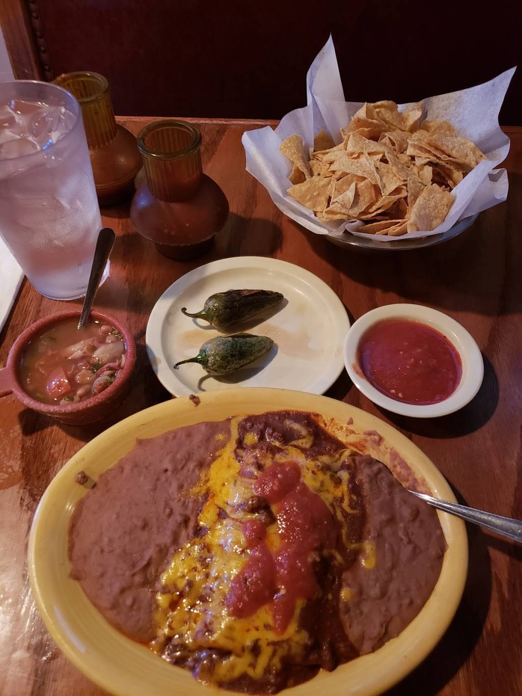 Herreras Cafe | restaurant | 3311 Sylvan Ave, Dallas, TX 75212, USA | 2149547180 OR +1 214-954-7180