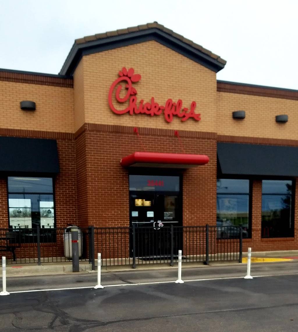 Chick-fil-A | restaurant | 35441 Euclid Ave, Willoughby, OH 44094, USA | 4409461831 OR +1 440-946-1831