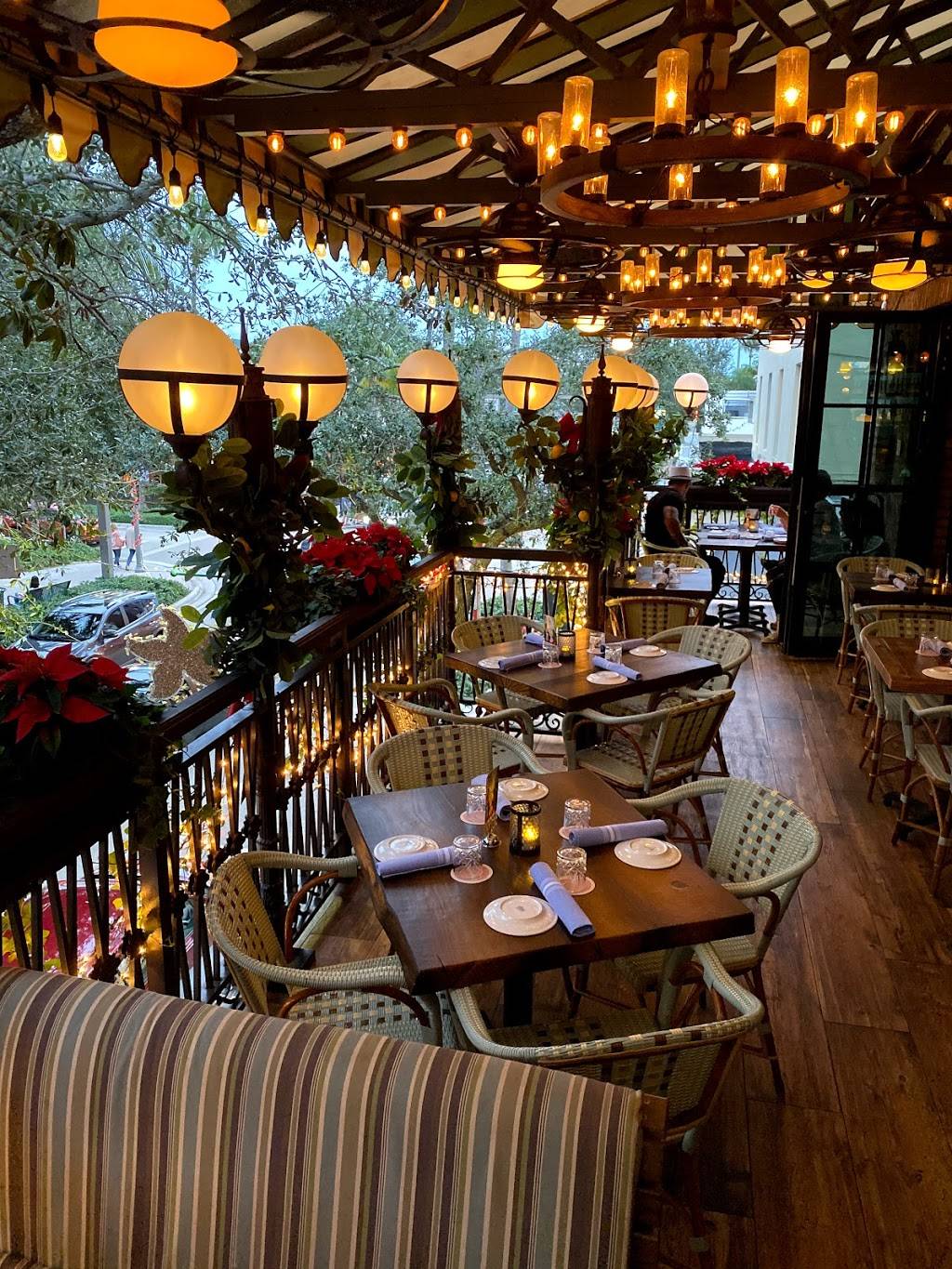 Elisabettas Ristorante | restaurant | 32 E Atlantic Ave, Delray Beach, FL 33444, USA | 5615606699 OR +1 561-560-6699