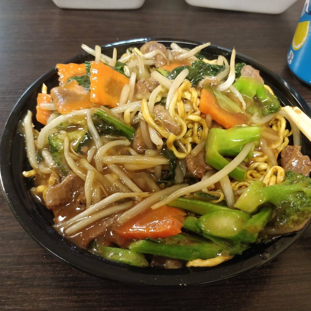 Songs Kitchen | restaurant | 1067 Dundas St W, Mississauga, ON L5C 1C3, Canada | 9058480888 OR +1 905-848-0888