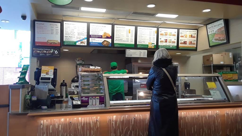 Subway Restaurants | restaurant | 425 S Los Angeles St F, Los Angeles, CA 90013, USA | 2136260560 OR +1 213-626-0560