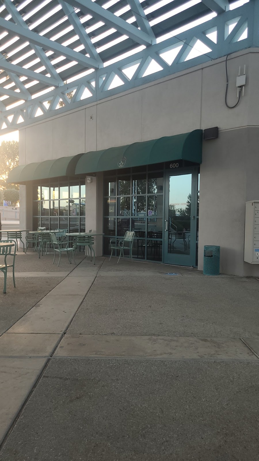 Starwok Express | restaurant | 15215 Barranca Pkwy Ste 600, Irvine, CA 92618, USA | 9497536080 OR +1 949-753-6080