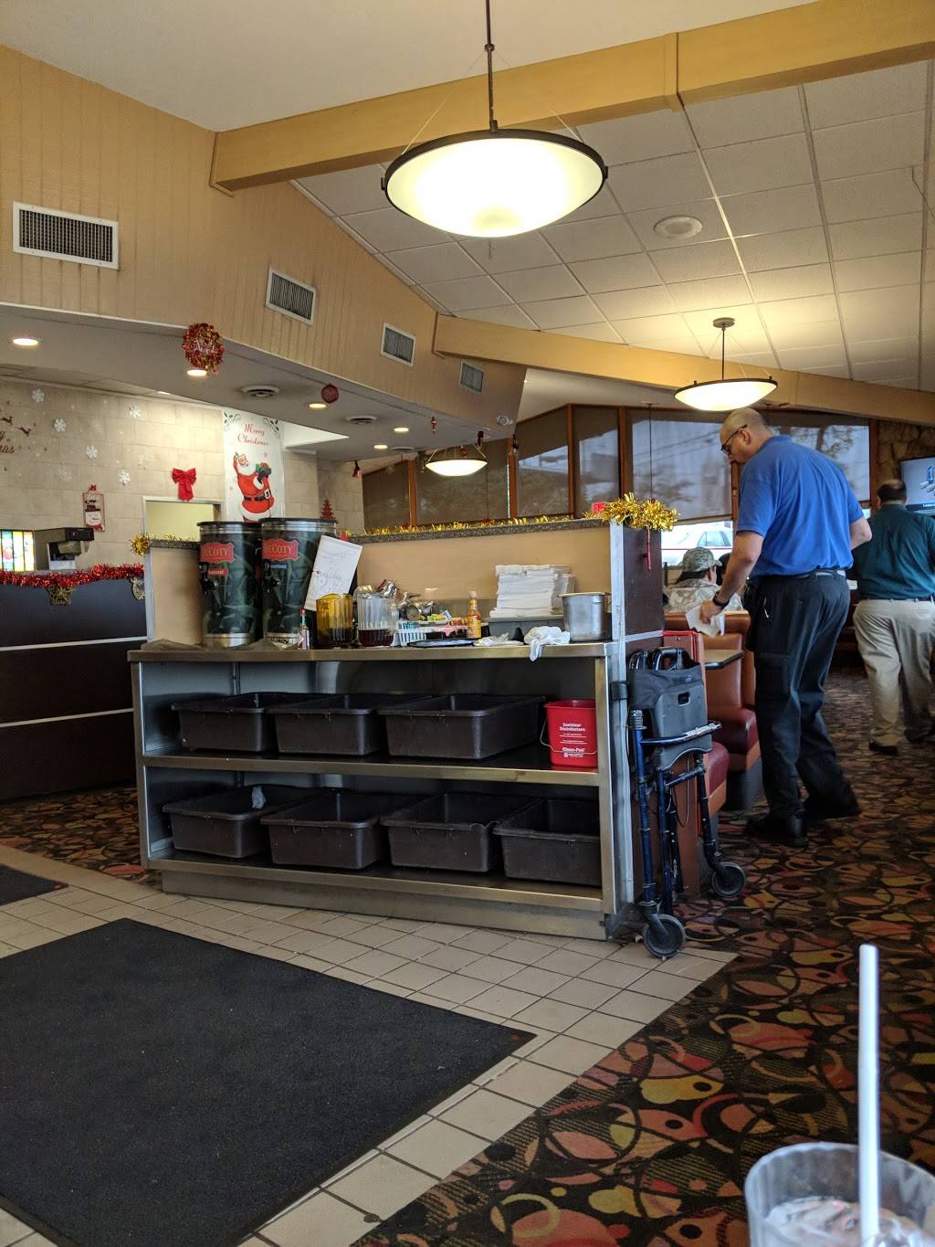 Jims Restaurant | restaurant | 3319 Hillcrest Dr, San Antonio, TX 78201, USA | 2107325491 OR +1 210-732-5491