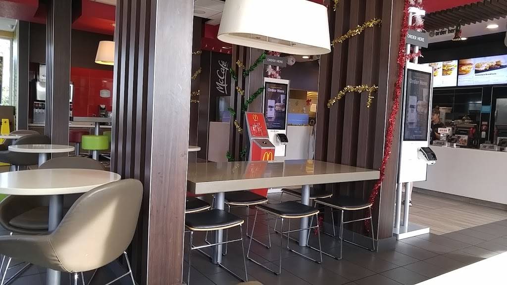 McDonalds | cafe | 5280 US-1, Vero Beach, FL 32967, USA | 7727702888 OR +1 772-770-2888