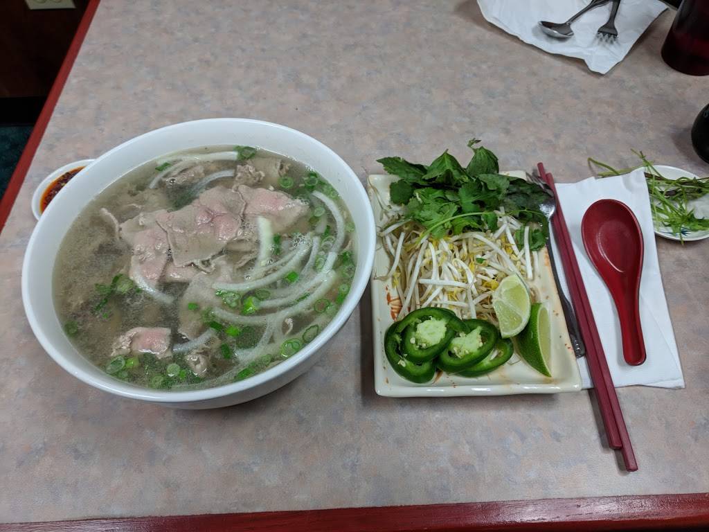 East Dragon Chinese Restaurant | meal delivery | 505 Security Blvd, Colorado Springs, CO 80911, USA | 7193901137 OR +1 719-390-1137