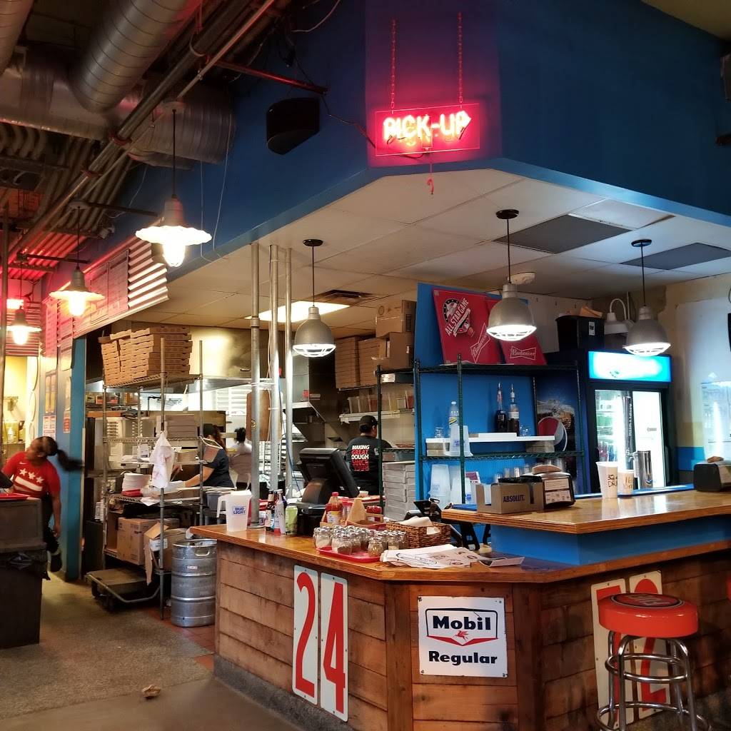 Fuel Pizza and Wings | meal delivery | 600 F St NW, Washington, DC 20004, USA | 2025473835 OR +1 202-547-3835